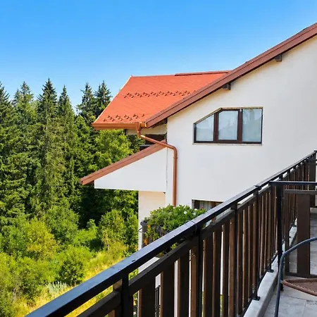 Apartment Premium Studioapartment In Gardens Borowez
